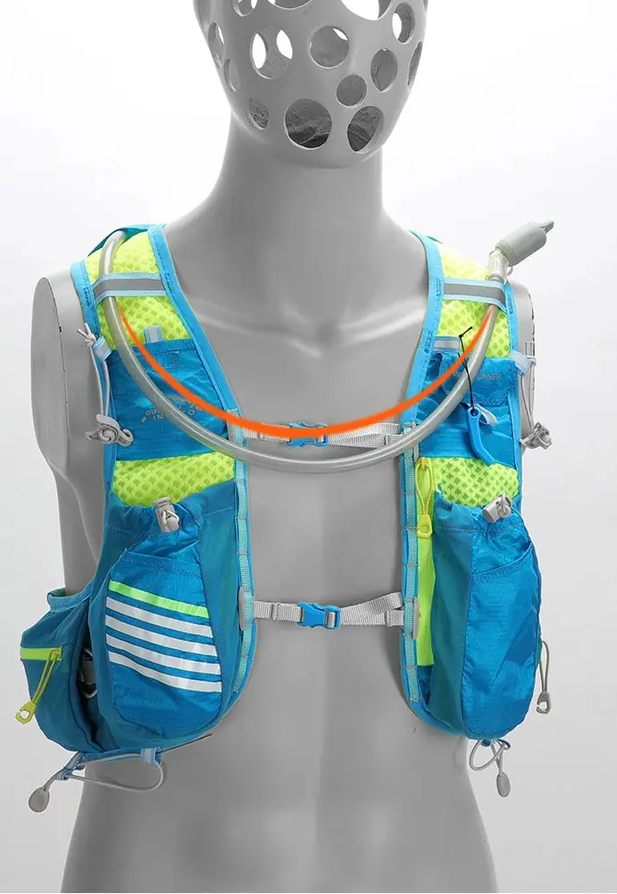 Hydration Backpack 8L for Running & Cycling – Includes 1.5L Water Bag Nisiowelt