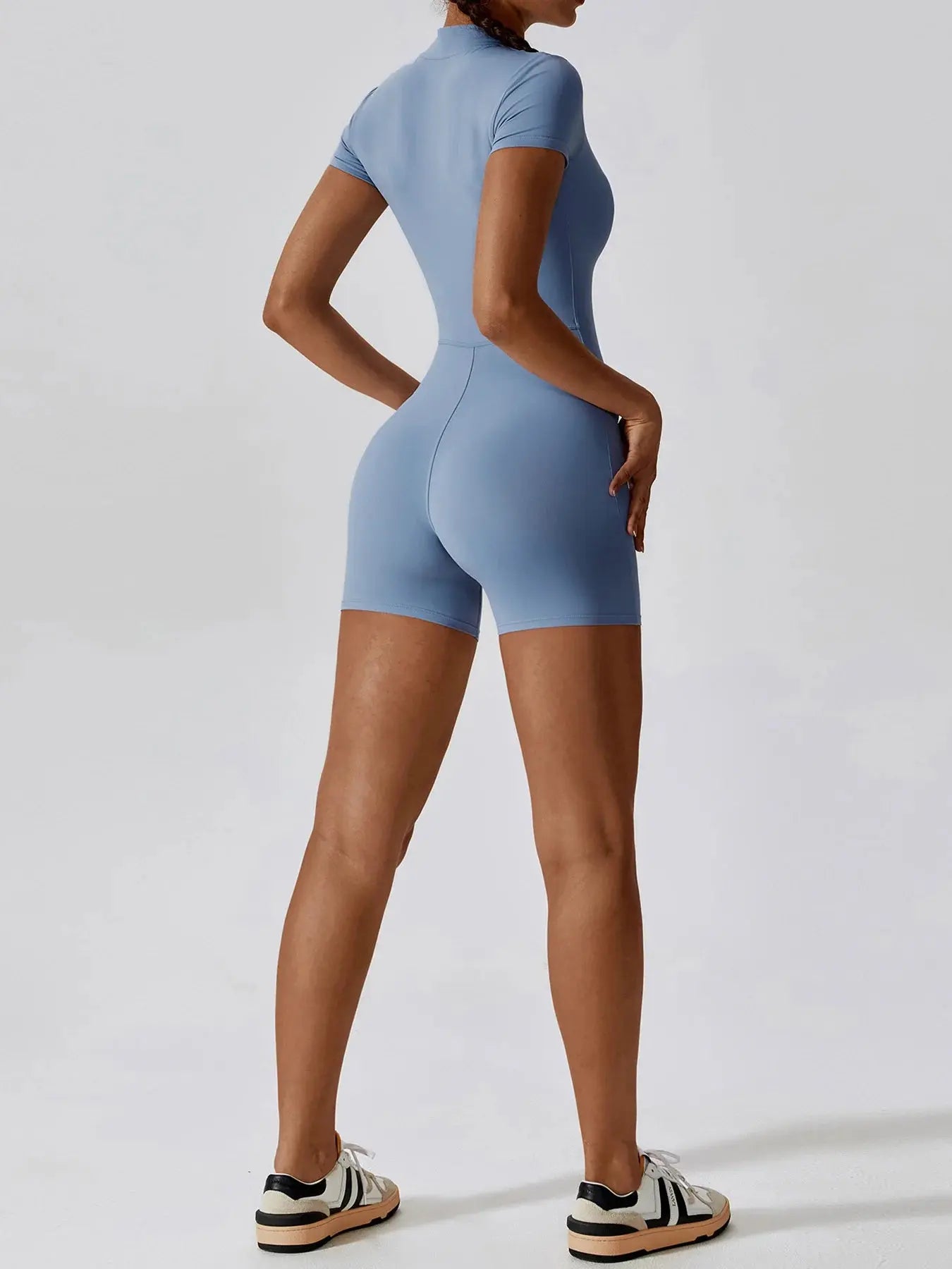 Summer Workout Jumpsuit – Athletic & Stylish - Nisiowelt
